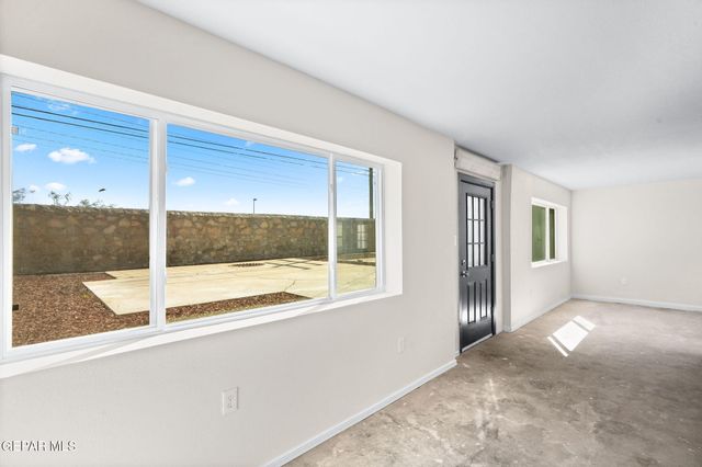 5221 TIMBERWOLF Drive, El Paso, TX 79903