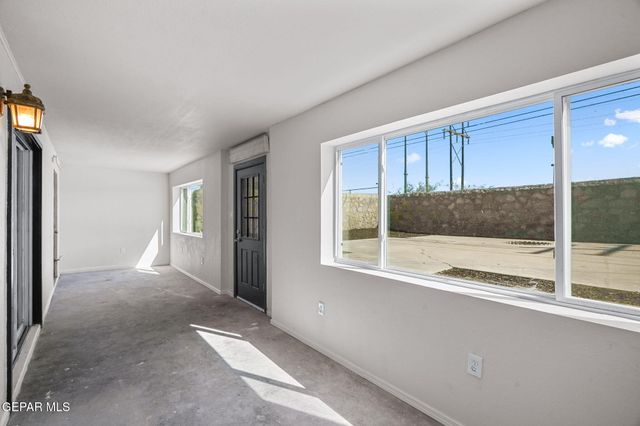 5221 TIMBERWOLF Drive, El Paso, TX 79903