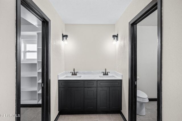 5221 TIMBERWOLF Drive, El Paso, TX 79903