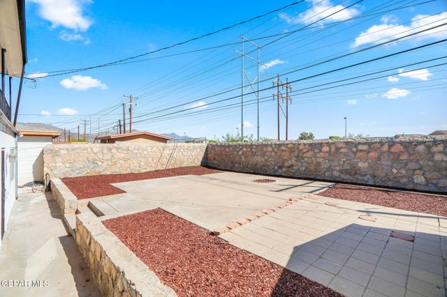 5221 TIMBERWOLF Drive, El Paso, TX 79903