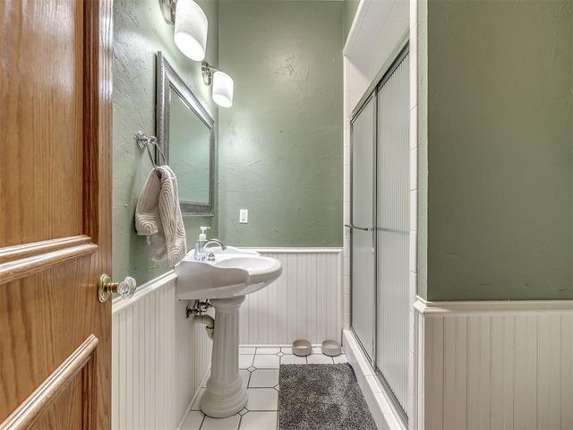1605 Castle Rock Road, Yukon, OK 73099