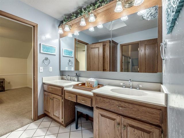 1605 Castle Rock Road, Yukon, OK 73099