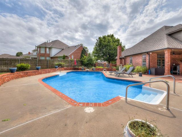 1605 Castle Rock Road, Yukon, OK 73099