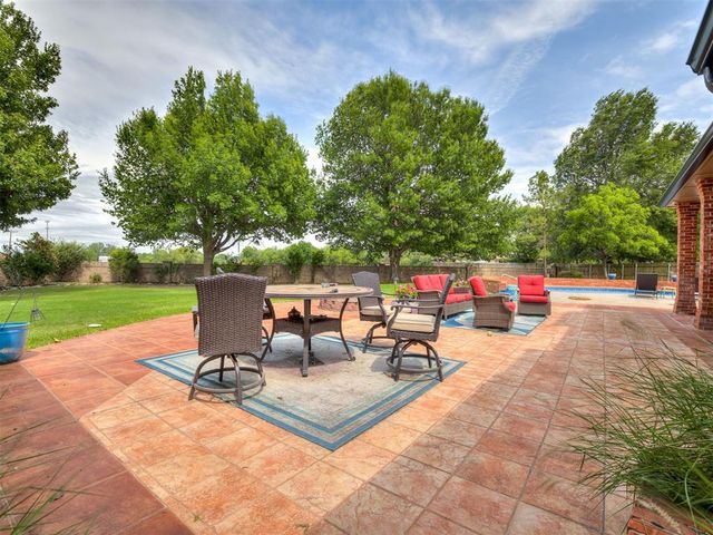 1605 Castle Rock Road, Yukon, OK 73099