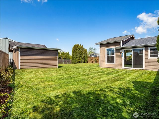 247 S D St, Buckley, WA 98321