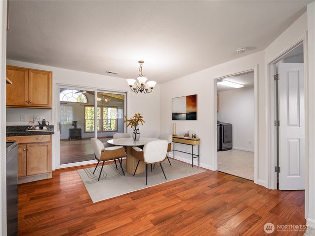 247 S D St, Buckley, WA 98321