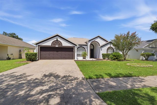 2210 TOWERING OAKS CIRCLE, Seffner, FL 33584
