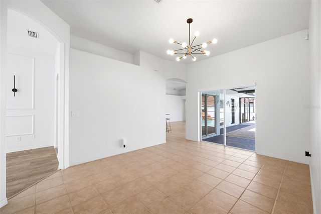 2210 TOWERING OAKS CIRCLE, Seffner, FL 33584