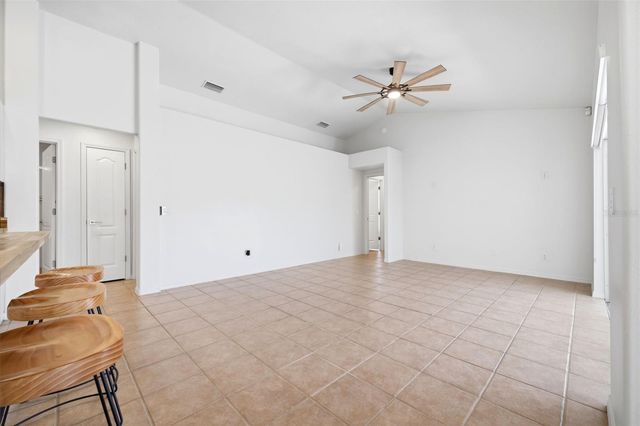 2210 TOWERING OAKS CIRCLE, Seffner, FL 33584