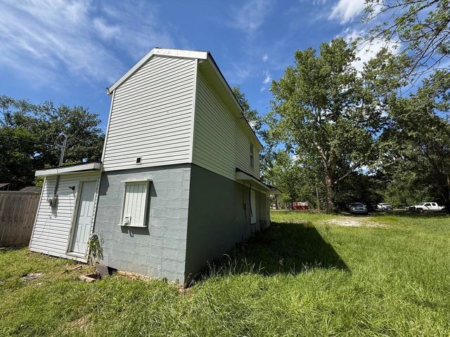 2936 W Lombard Street, Springfield, MO 65802
