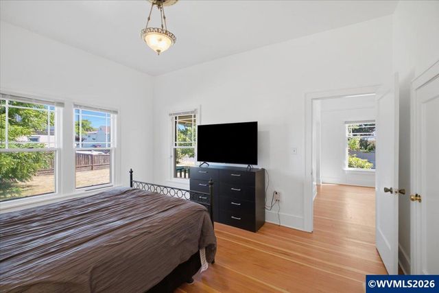 173 Ferry St, Jefferson, OR 97352