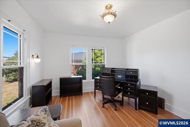 173 Ferry St, Jefferson, OR 97352
