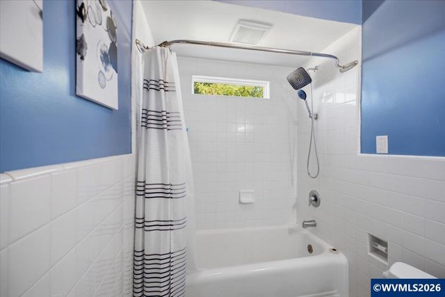 173 Ferry St, Jefferson, OR 97352