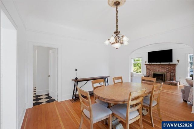 173 Ferry St, Jefferson, OR 97352