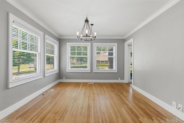 806 W Oliver Street, Owosso, MI 48867
