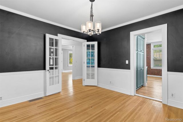 806 W Oliver Street, Owosso, MI 48867