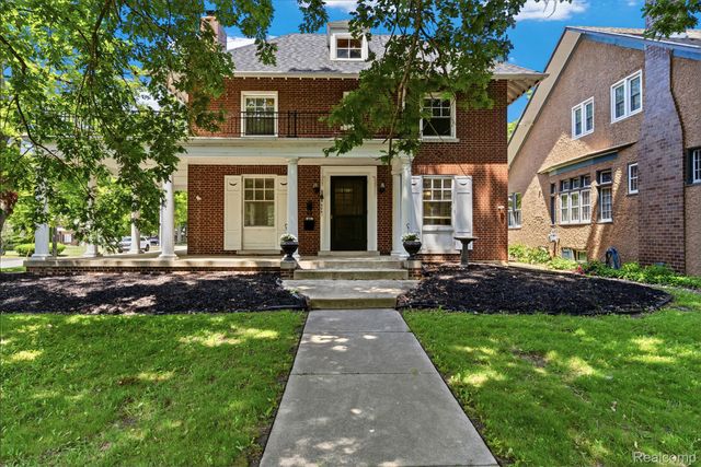 806 W Oliver Street, Owosso, MI 48867