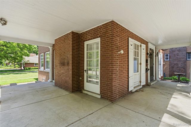 806 W Oliver Street, Owosso, MI 48867
