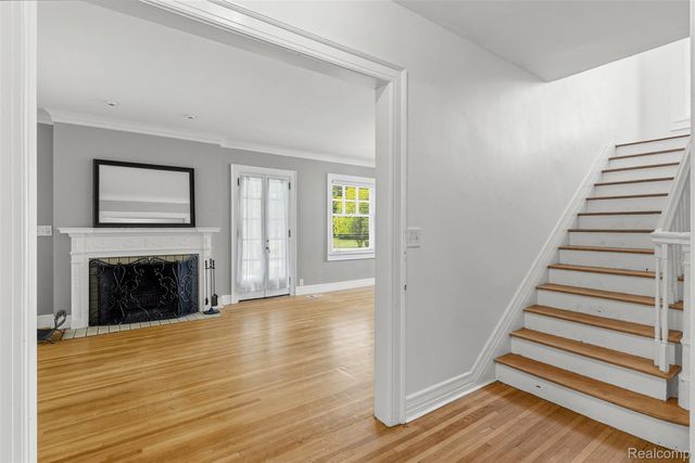 806 W Oliver Street, Owosso, MI 48867