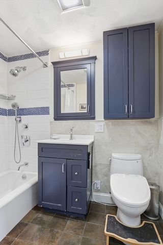 53 Trident Ave 202, Winthrop, MA 02152