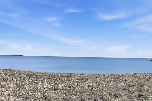 53 Trident Ave 202, Winthrop, MA 02152