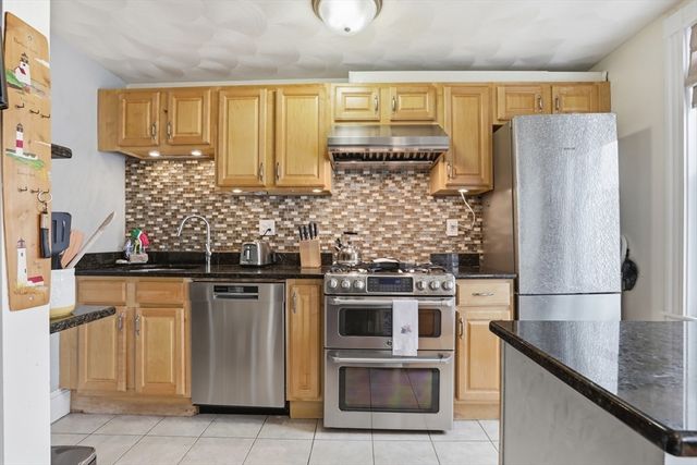 53 Trident Ave 202, Winthrop, MA 02152