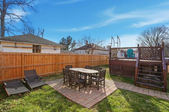 217 W Fosters Maineville Road, Maineville, OH 45039