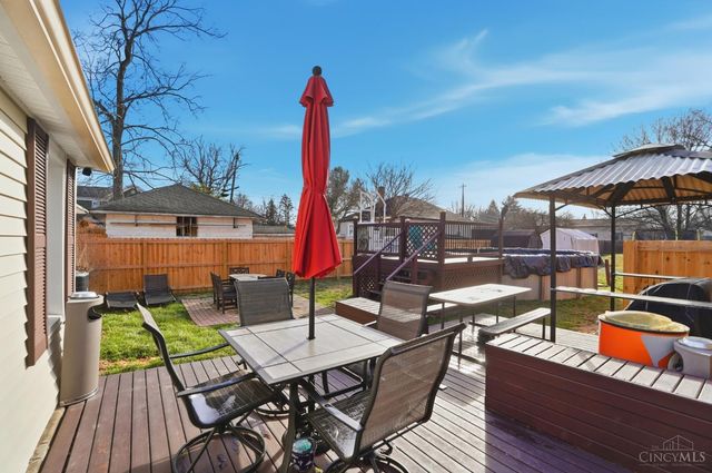 217 W Fosters Maineville Road, Maineville, OH 45039