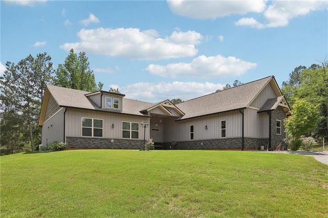 411 Johnson Road, Locust Grove, GA 30248