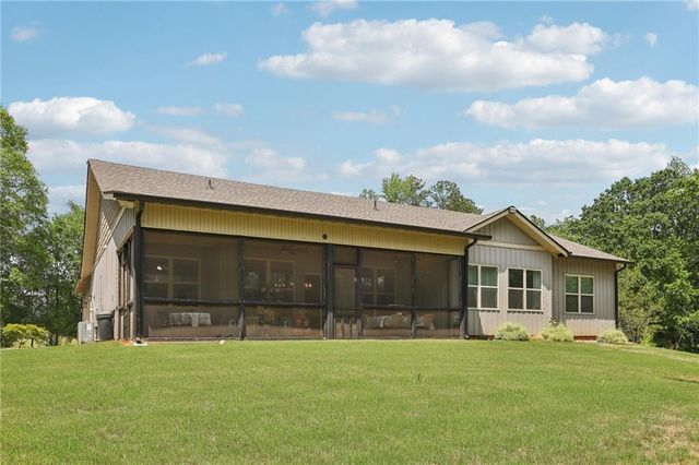 411 Johnson Road, Locust Grove, GA 30248