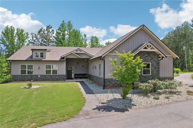 411 Johnson Road, Locust Grove, GA 30248