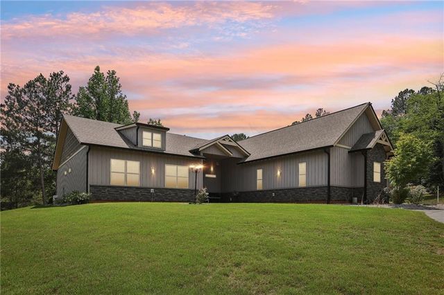 411 Johnson Road, Locust Grove, GA 30248