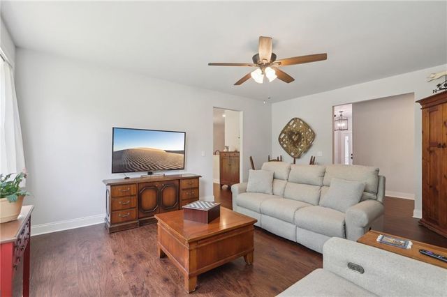 411 Johnson Road, Locust Grove, GA 30248