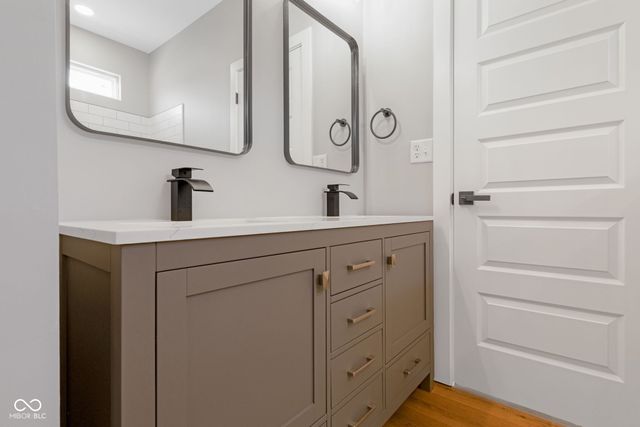 6325 Canak Drive, Avon, IN 46123