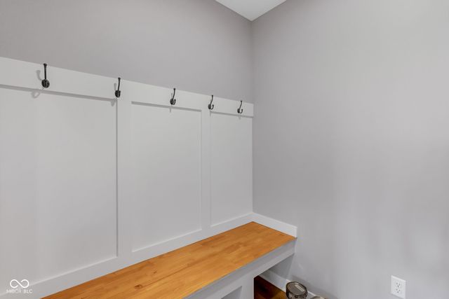 6325 Canak Drive, Avon, IN 46123