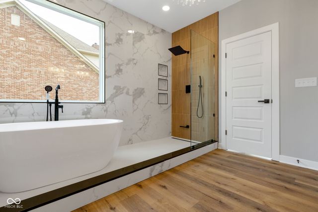 6325 Canak Drive, Avon, IN 46123