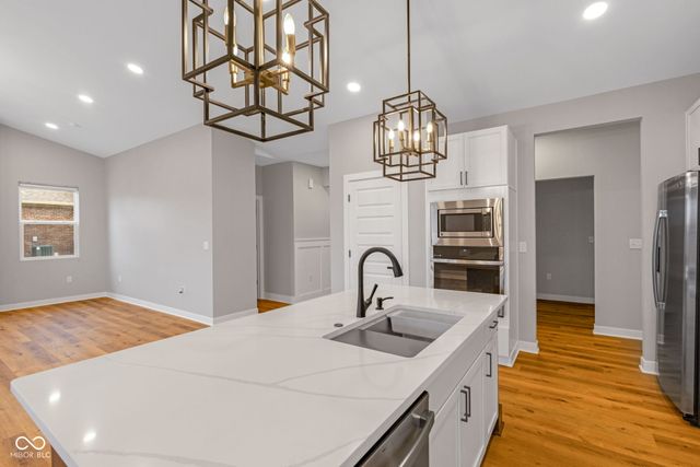 6325 Canak Drive, Avon, IN 46123