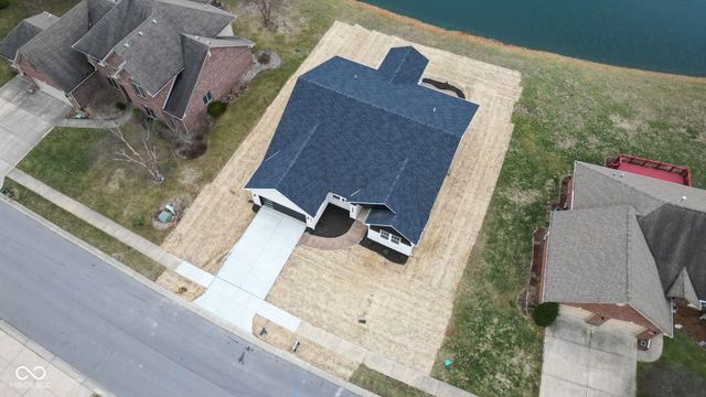 6325 Canak Drive, Avon, IN 46123