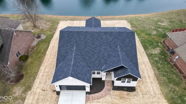 6325 Canak Drive, Avon, IN 46123