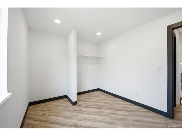 17445 E Temple Dr, Aurora, CO 80015