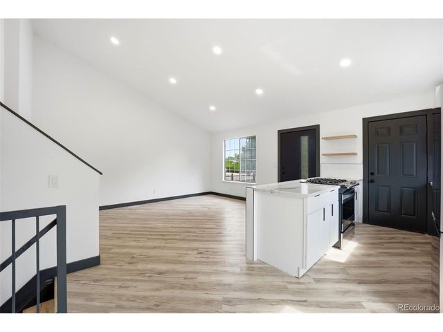 17445 E Temple Dr, Aurora, CO 80015