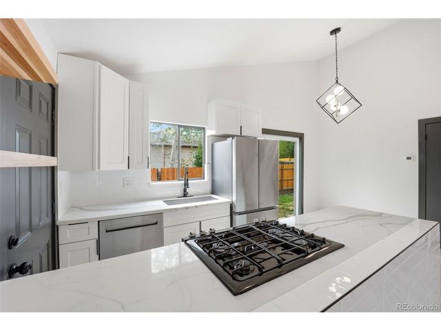 17445 E Temple Dr, Aurora, CO 80015
