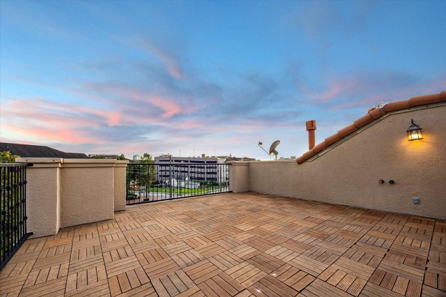 2006 Helena Street, Houston, TX 77002