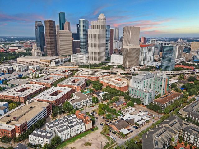 2006 Helena Street, Houston, TX 77002