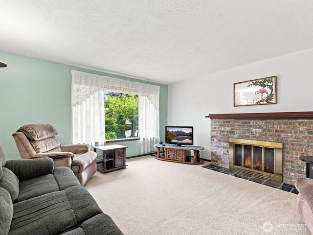 1839 N 185th Street, Shoreline, WA 98133
