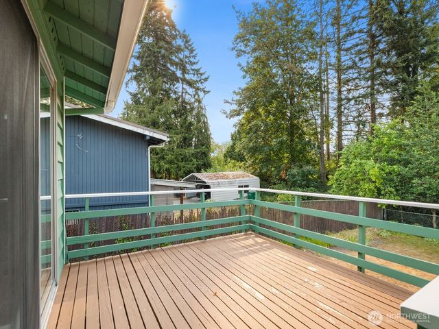 1839 N 185th Street, Shoreline, WA 98133