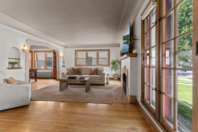 4537 Portland Avenue, Minneapolis, MN 55407
