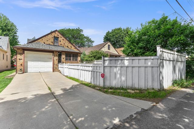 4537 Portland Avenue, Minneapolis, MN 55407