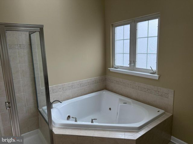 287 TALL TREES CIR, Downingtown, PA 19335