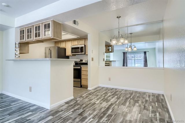 9212 E Arbor Circle H, Englewood, CO 80111